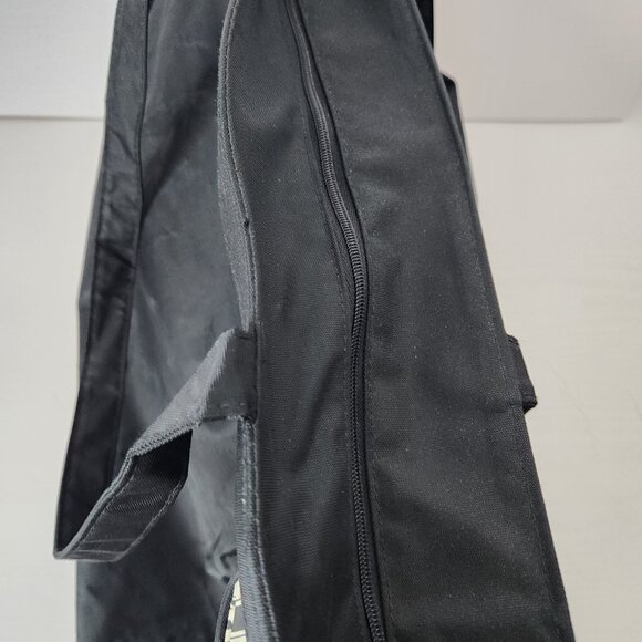 Estee Lauder Large Black and White Weekender Bag - Picture 9 of 12